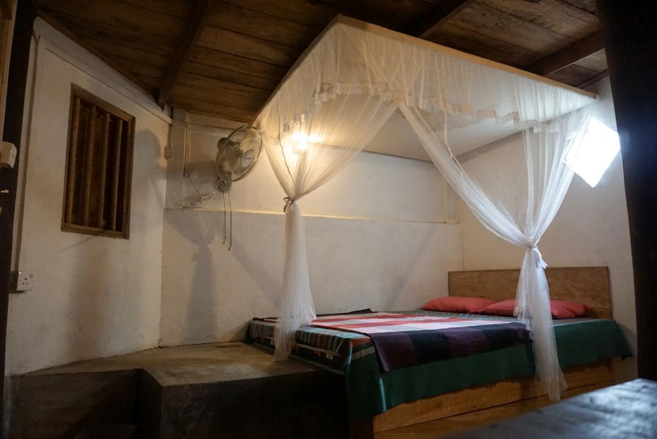 Hipsters Hideout Lounge Hostel Kandy