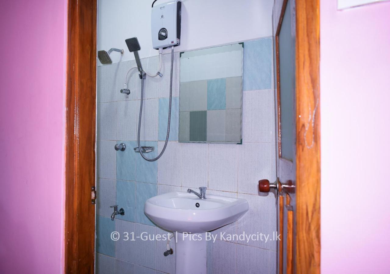 31 2* Kandy
