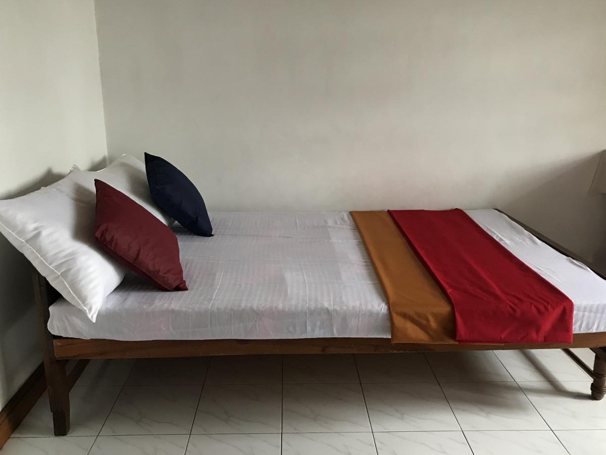 Homestay Antique Tourists Kandy