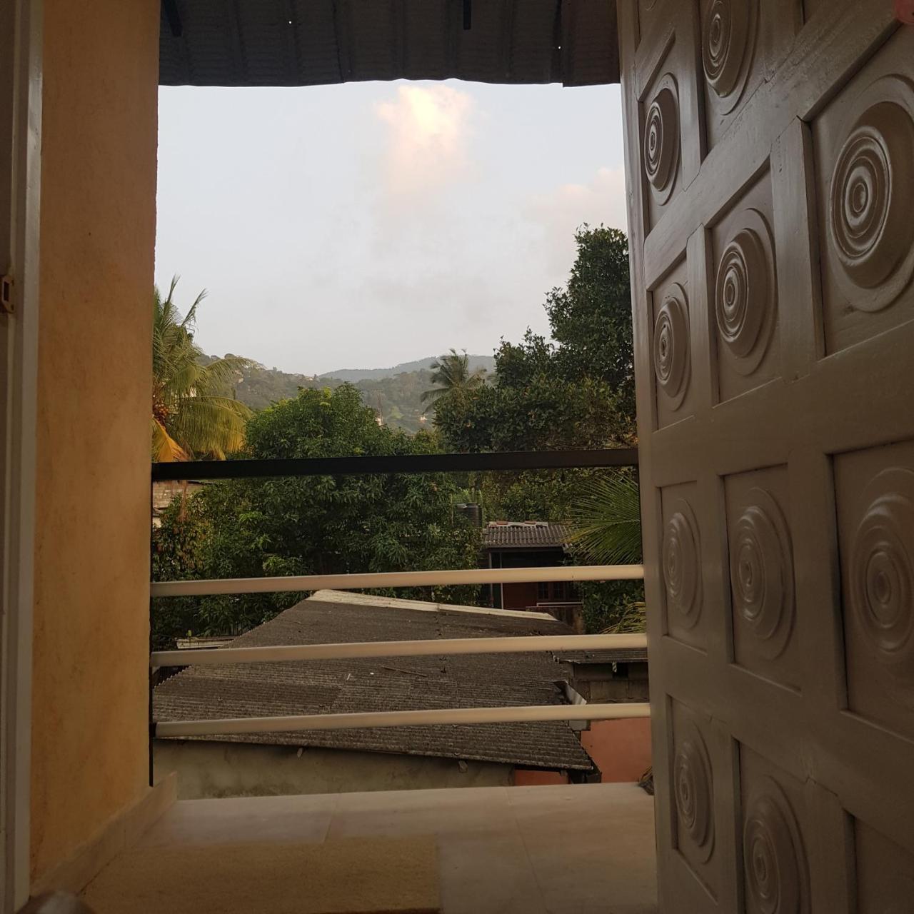 Mount View *