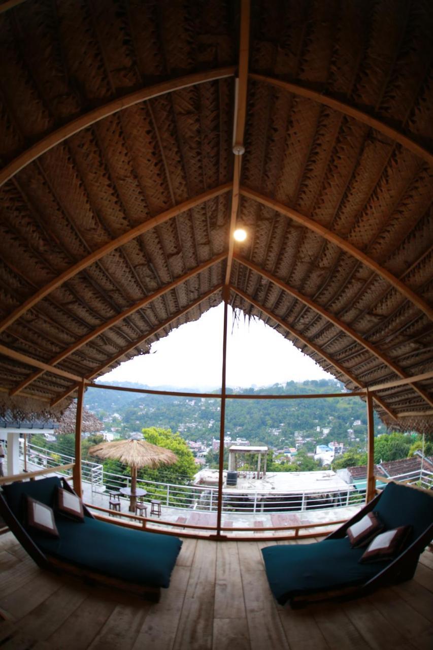 Deck On The Hills Hostel Kandy