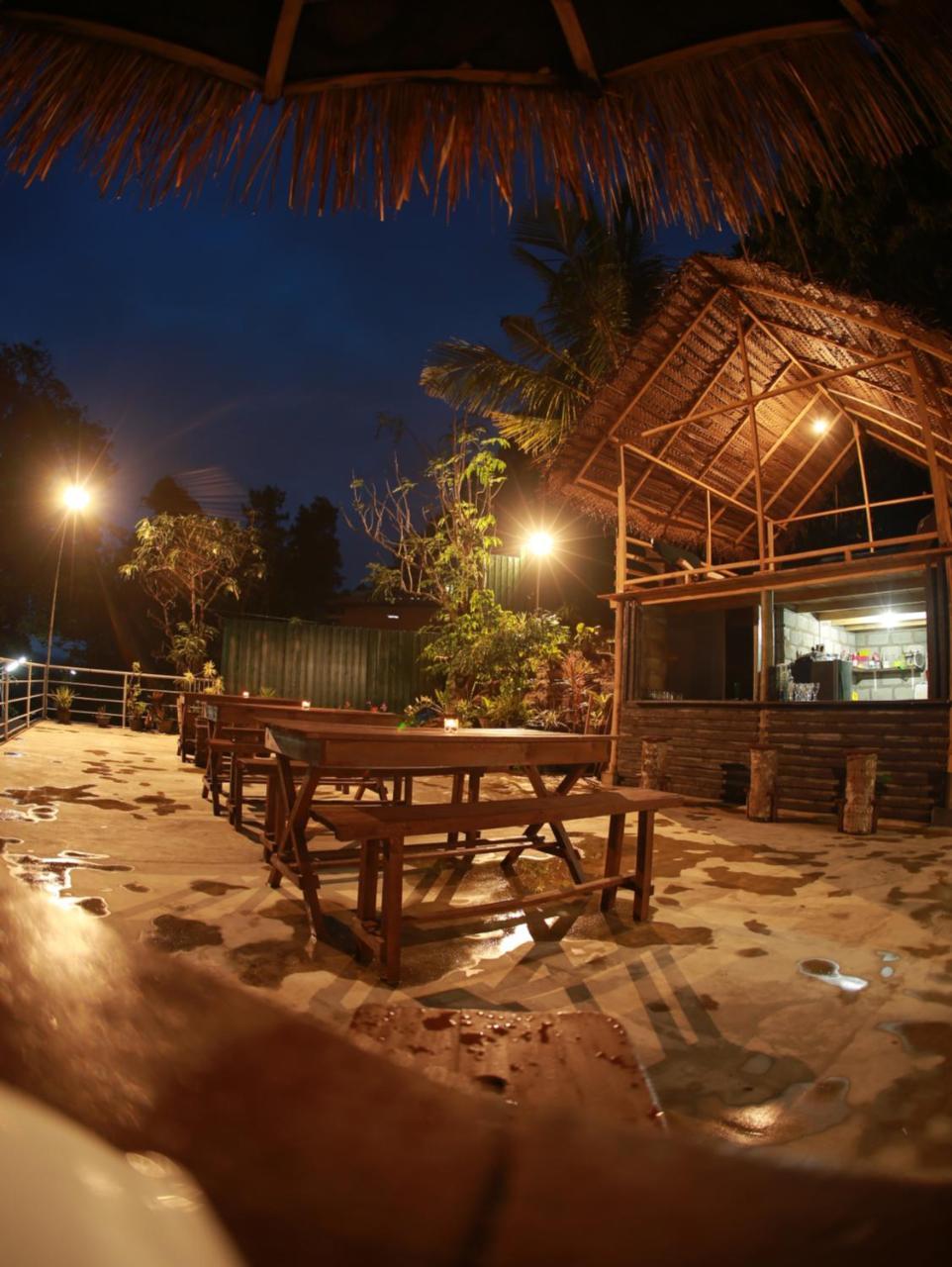 Deck On The Hills Hostel Kandy