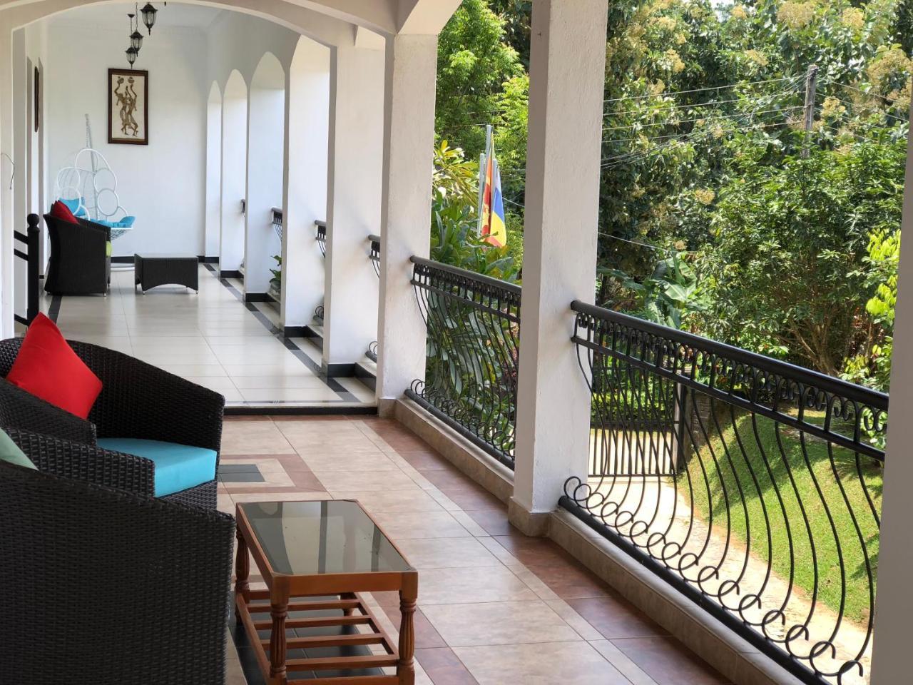 Hotel Elegant 4*