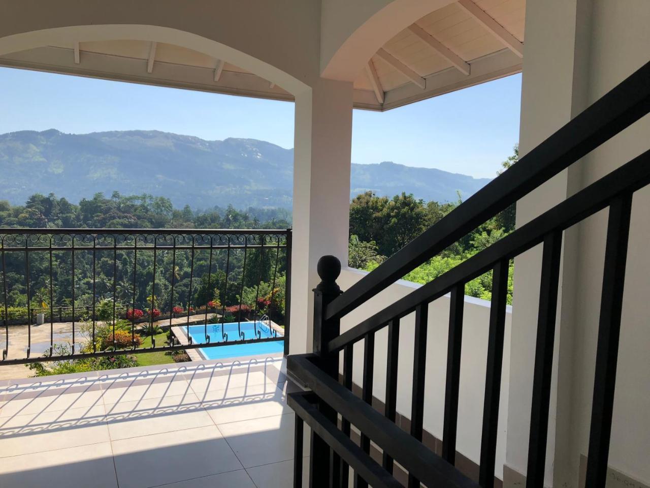 Hotel Elegant Kandy