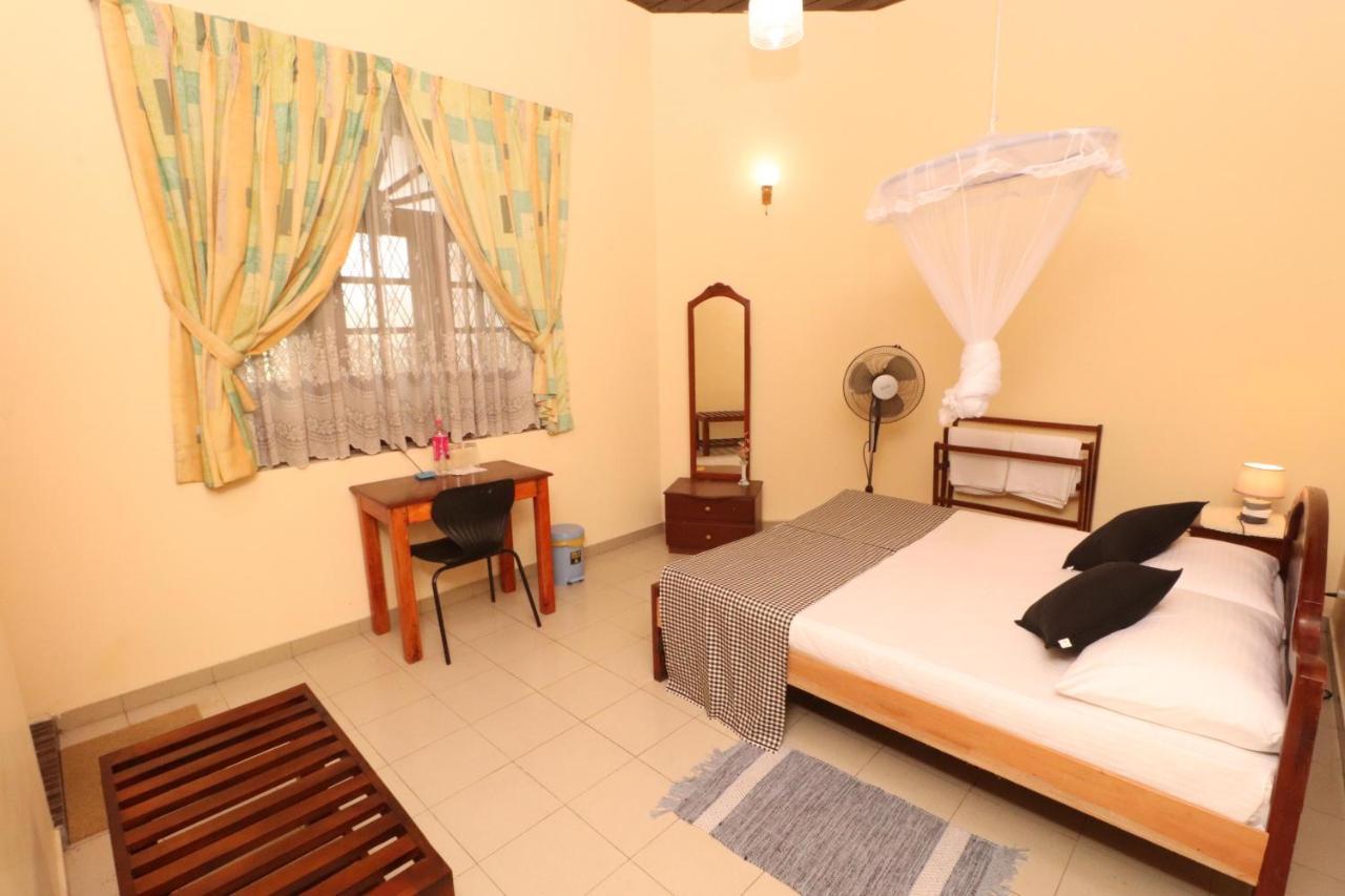 Yoho Granary Guest house 3*
