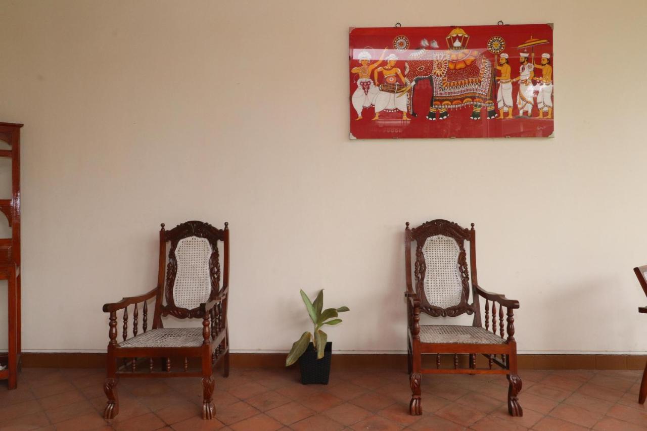Yoho Granary Guest house 3*