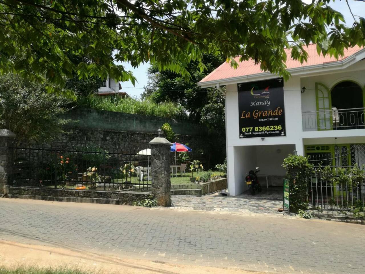 La Grande 3* Kandy