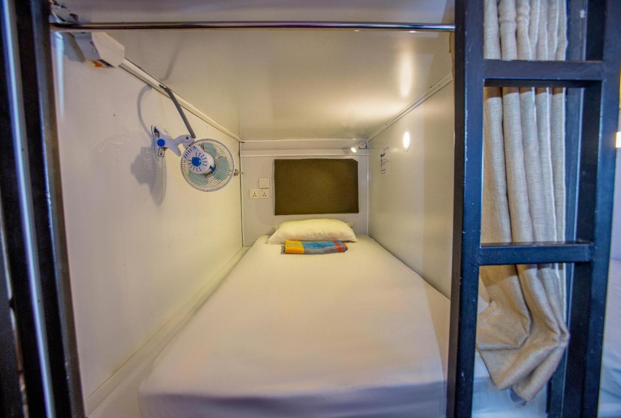 Capsule hotel Bunk Planet Kandy