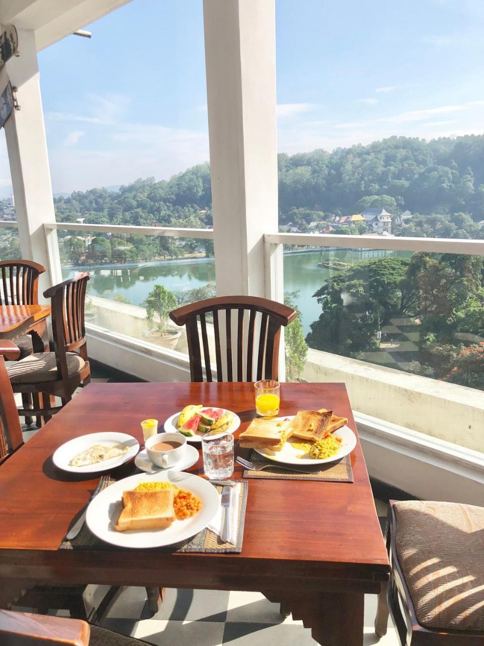 Hotel Supreme Kandy