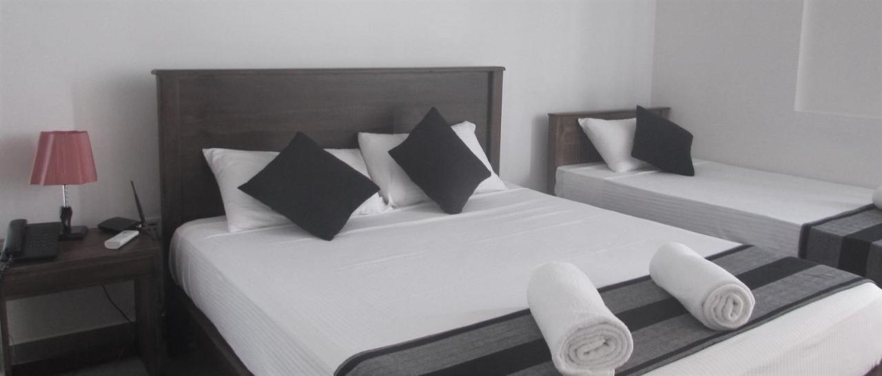 Inn Red Chillies Tourist Kandy