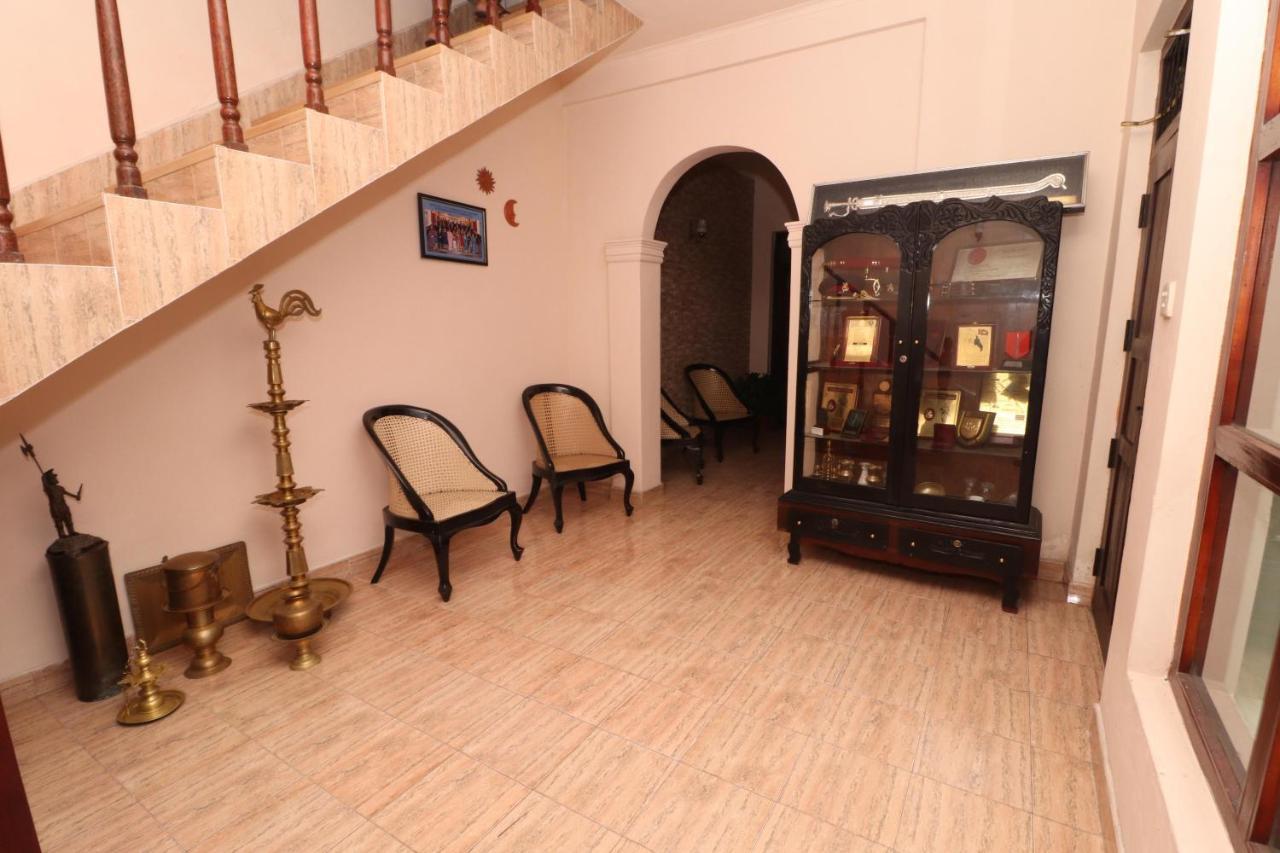 Bed & Breakfast Yoho Cheliyan