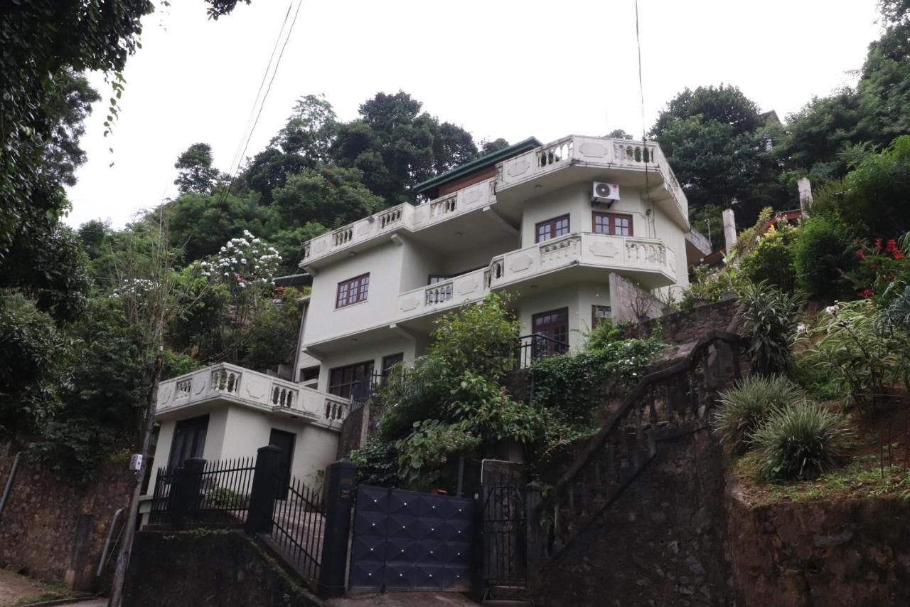 Yoho Cheliyan Kandy