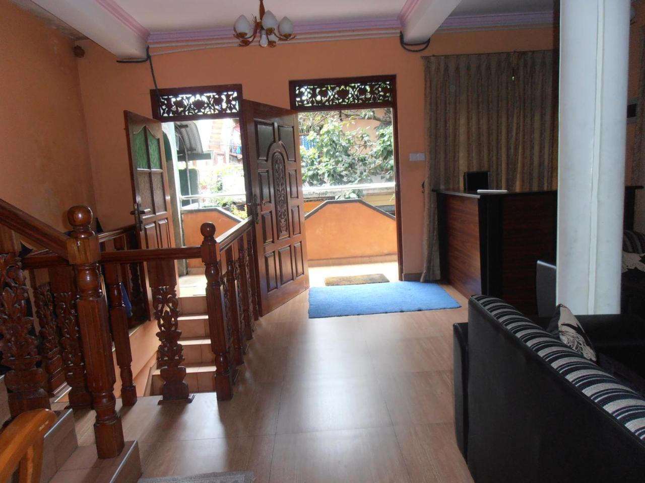 Guest house Ritzy 3*