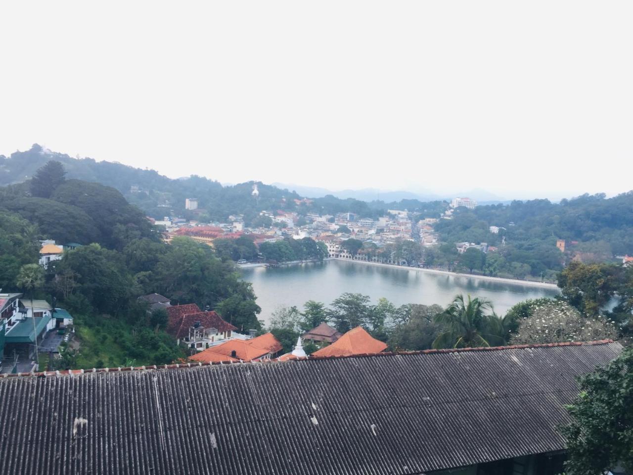 Homestay No.11 Uptown Econostay Kandy