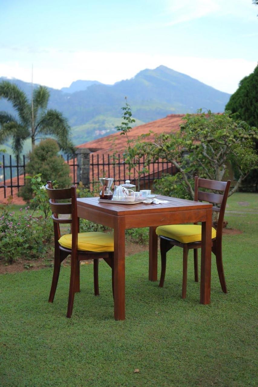 The Views - 360 Mountain View Homestay Kandy