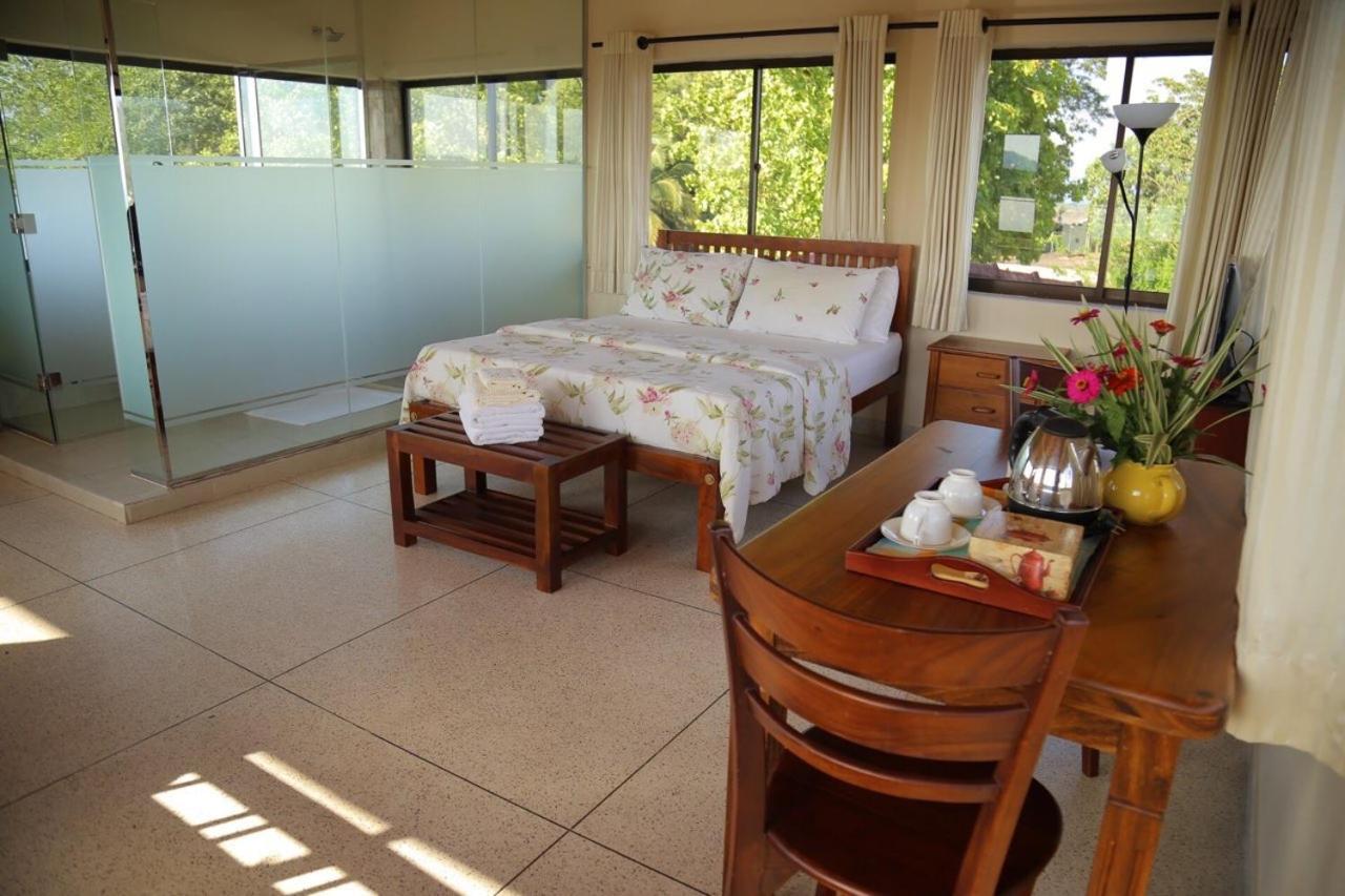The Views - 360 Mountain View *