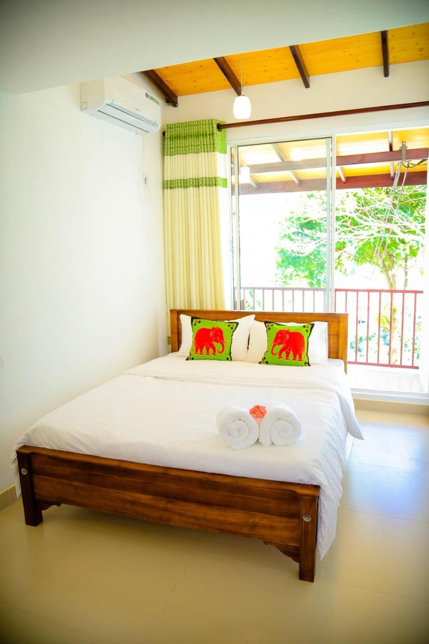 White Bed & Breakfast