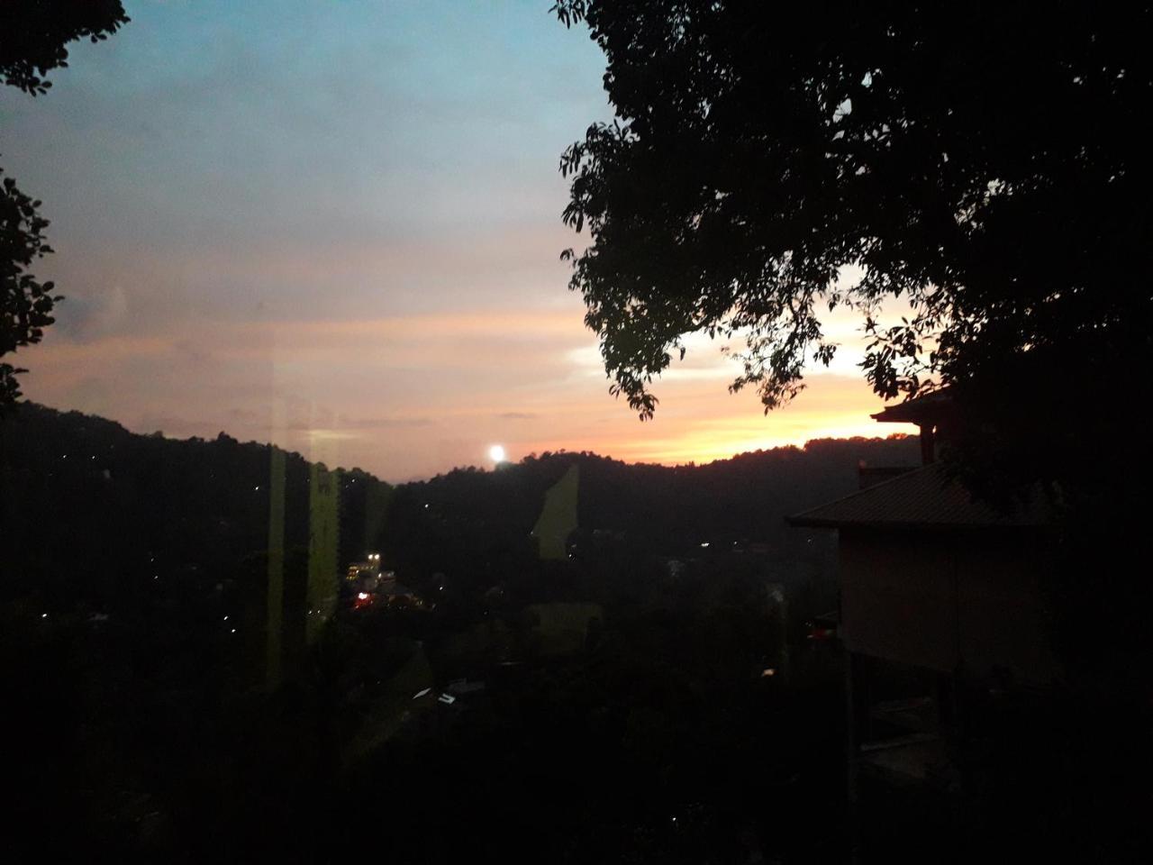 Knight's Heaven Kandy