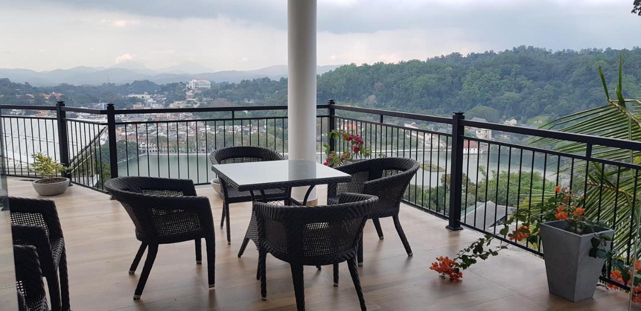 Fairview Guest house 2*