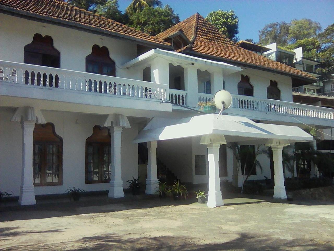 Malwatta Rest Hotel