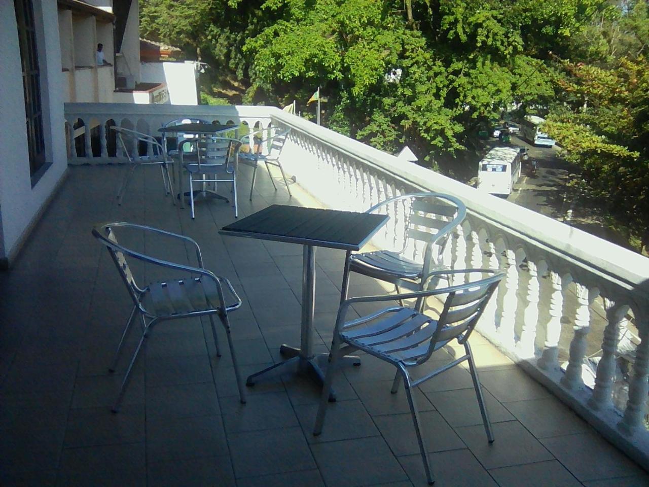 Hotel Malwatta Rest *