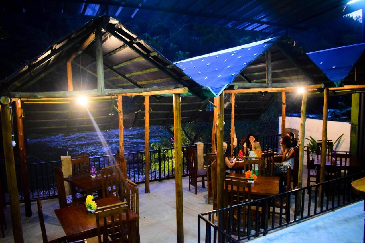 Rivara & Guest house Kandy