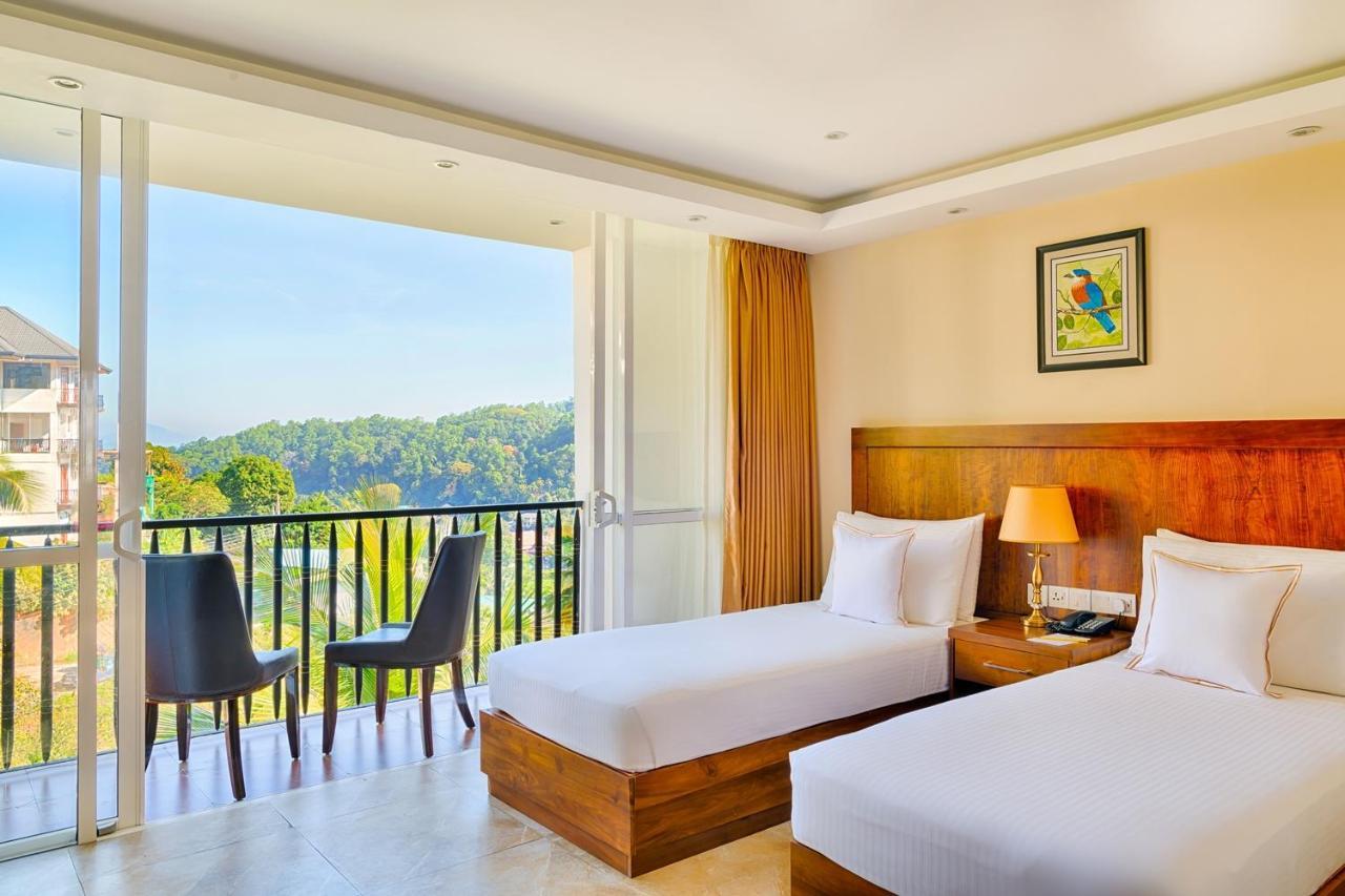 Hotel Serene
