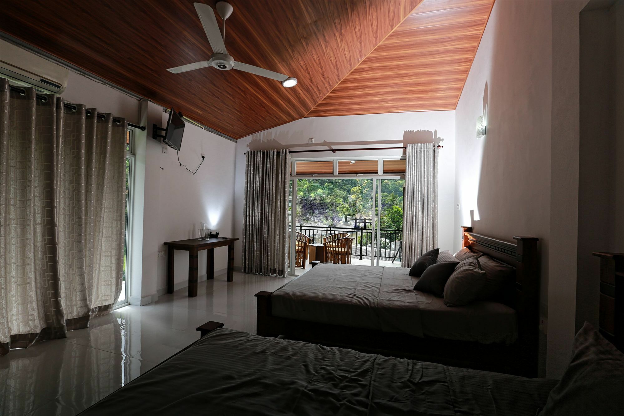 Oyo 555 Dasuni Kandy