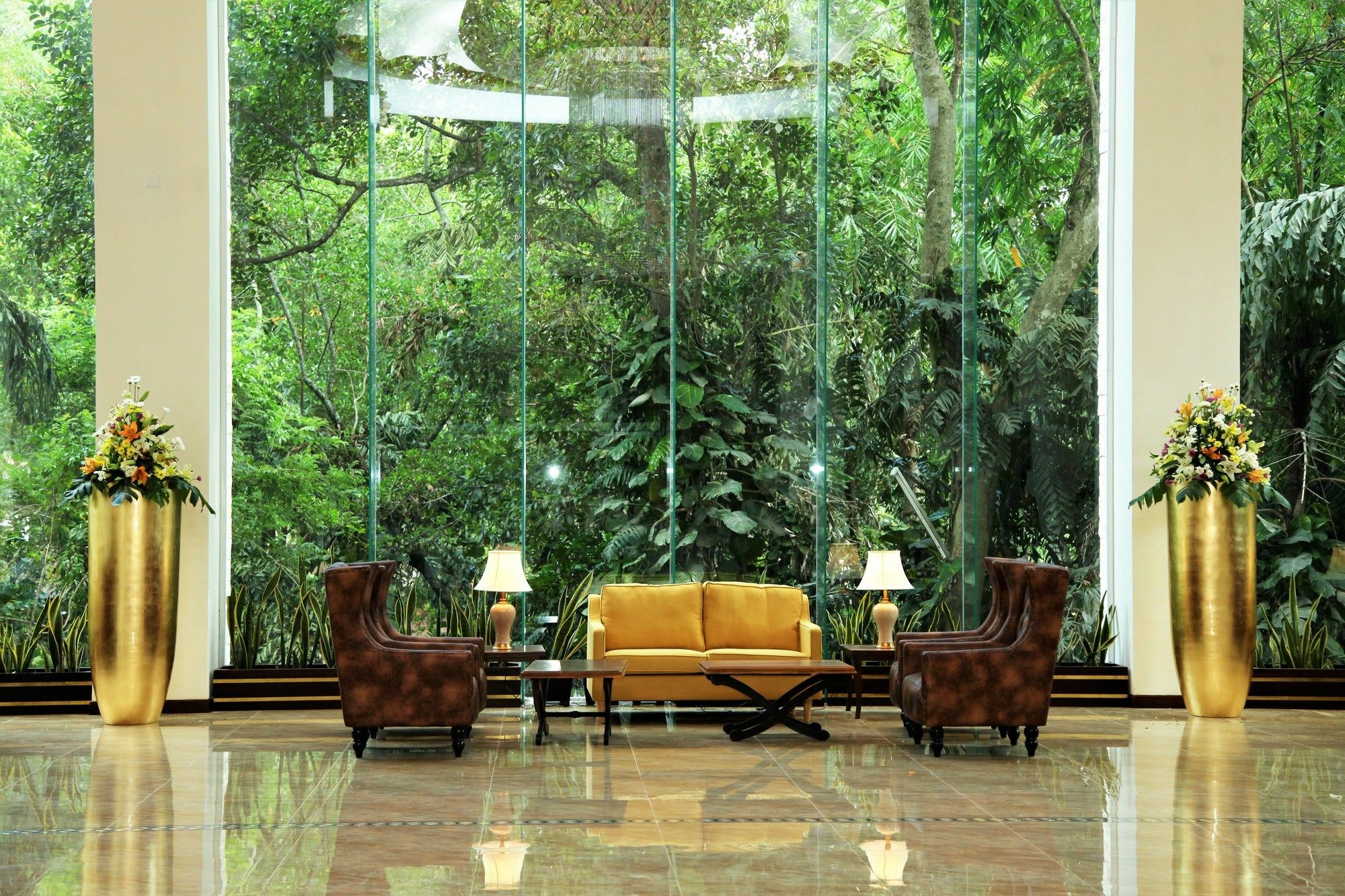The Golden Crown Kandy