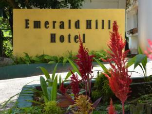 Emerald Hill 4*