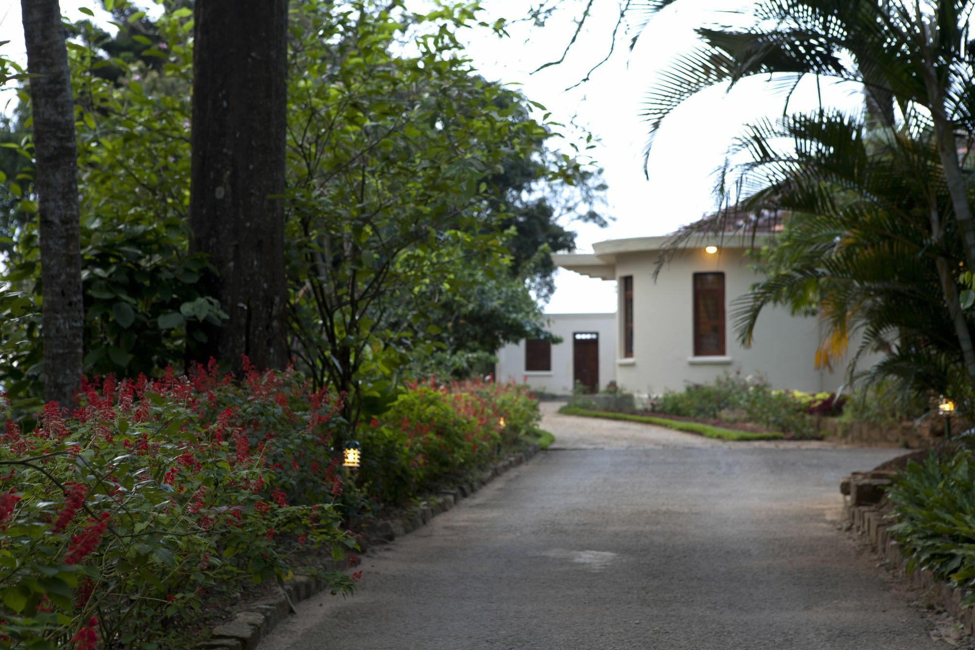 Bungalow By Amaya Hotel 3*