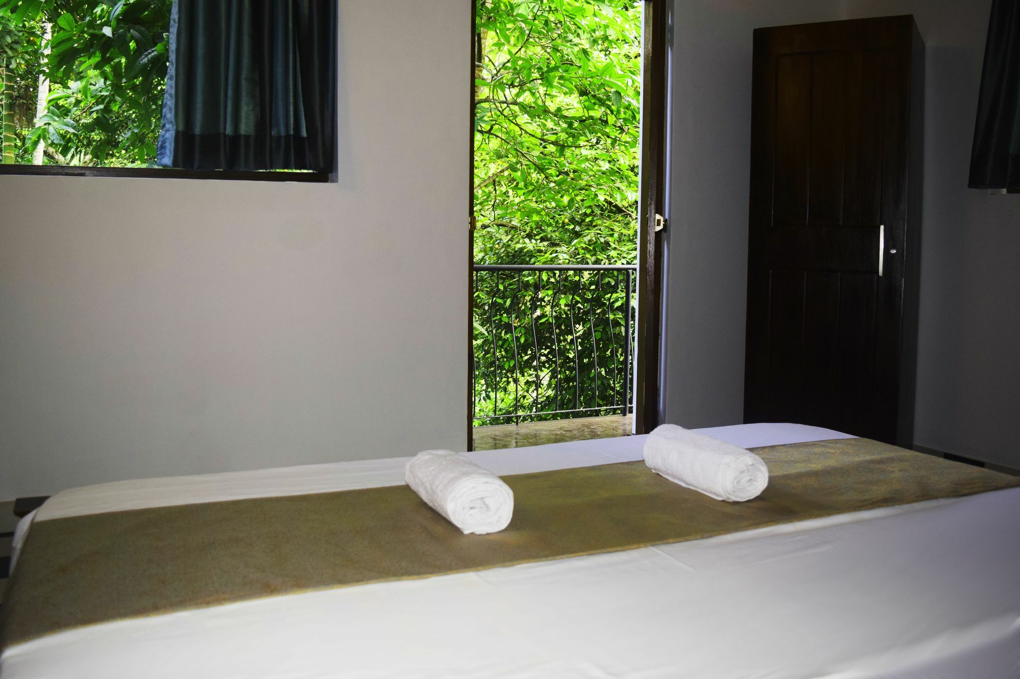 Avaana By Springhills Guest house