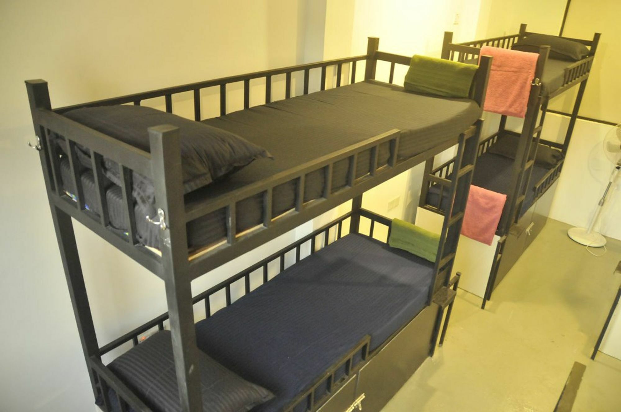 Hostel Mid Town