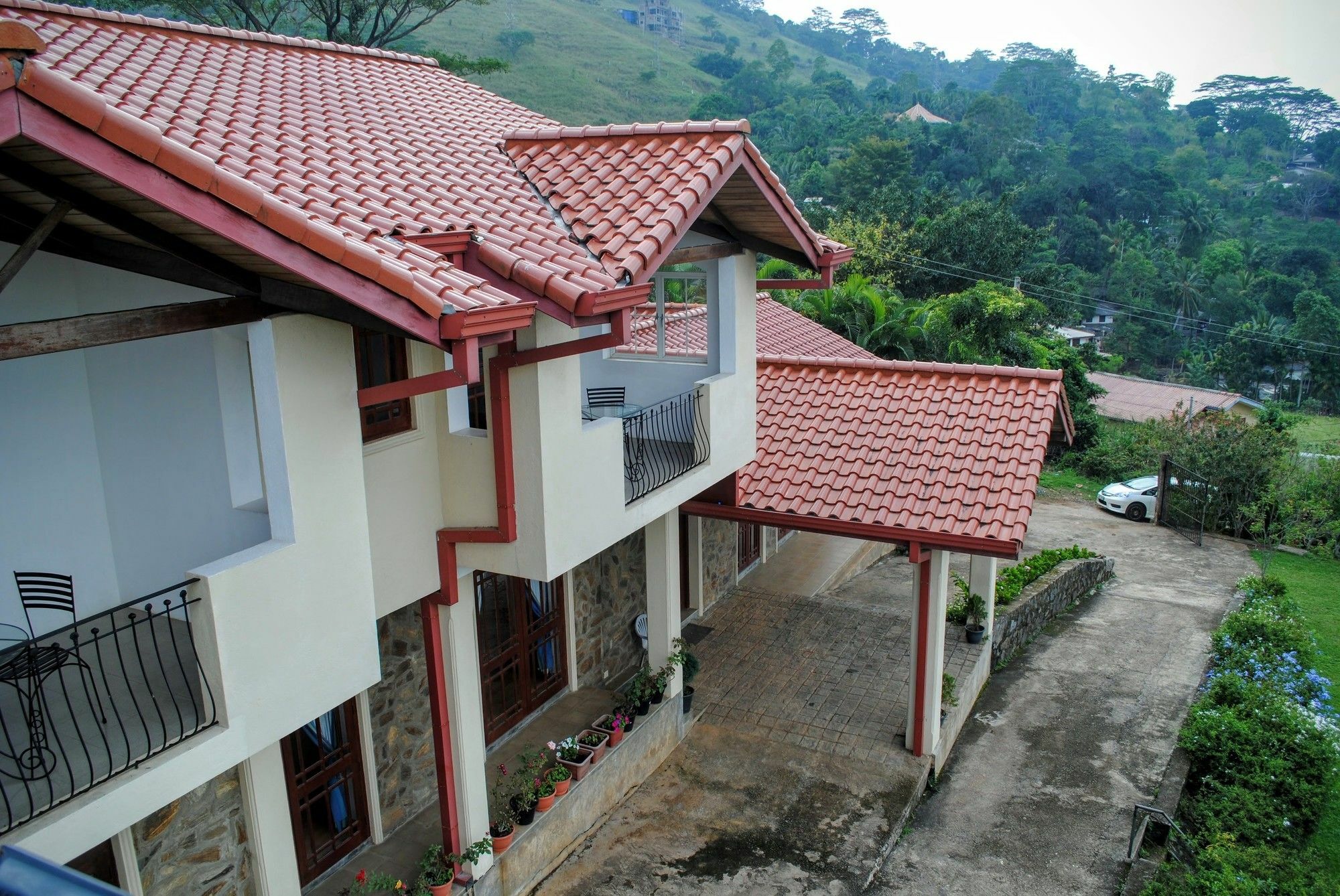 The Kandyan 4*