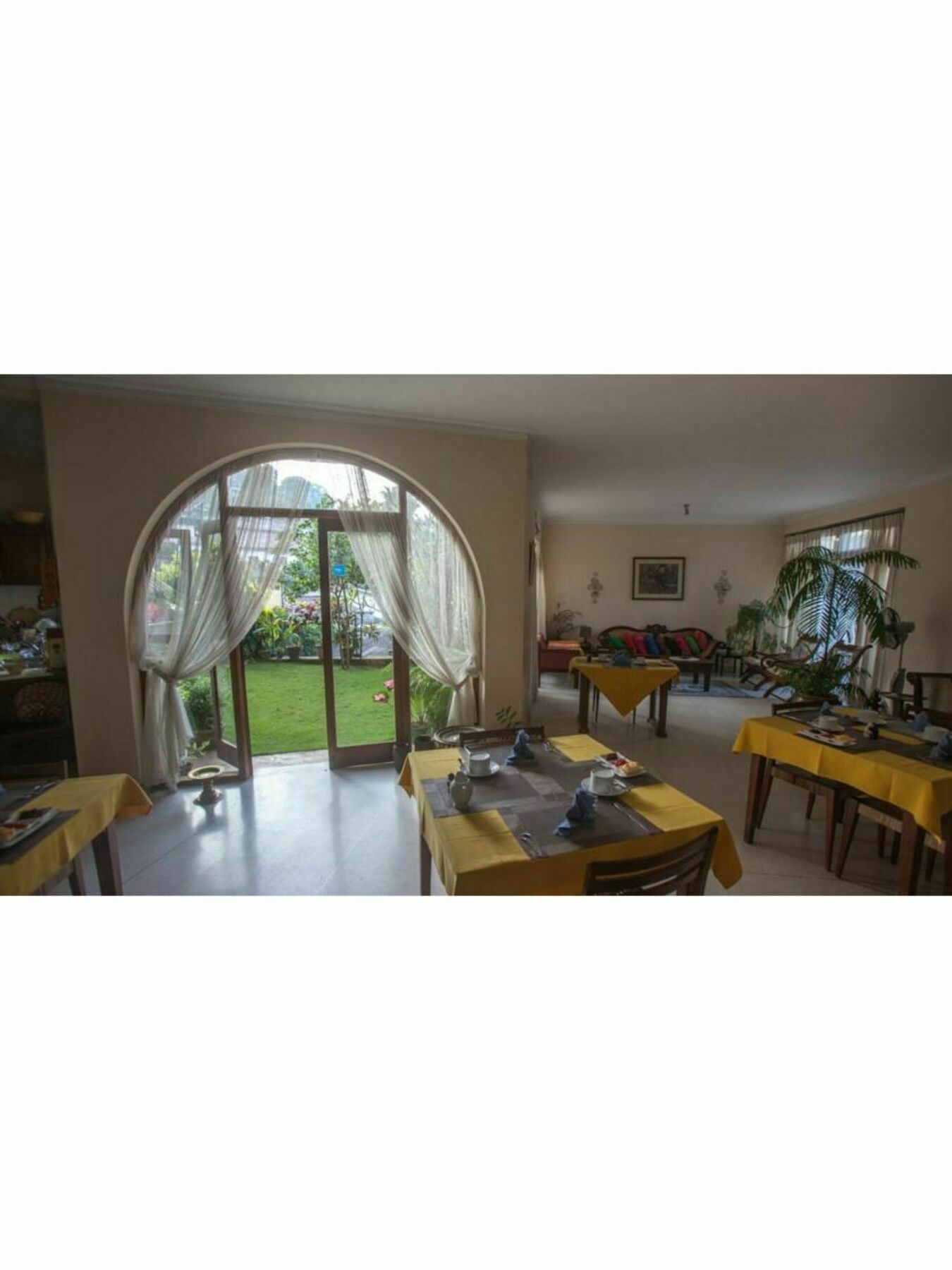 Hotel Vista Sri Dhamma Siddhi Mawatha