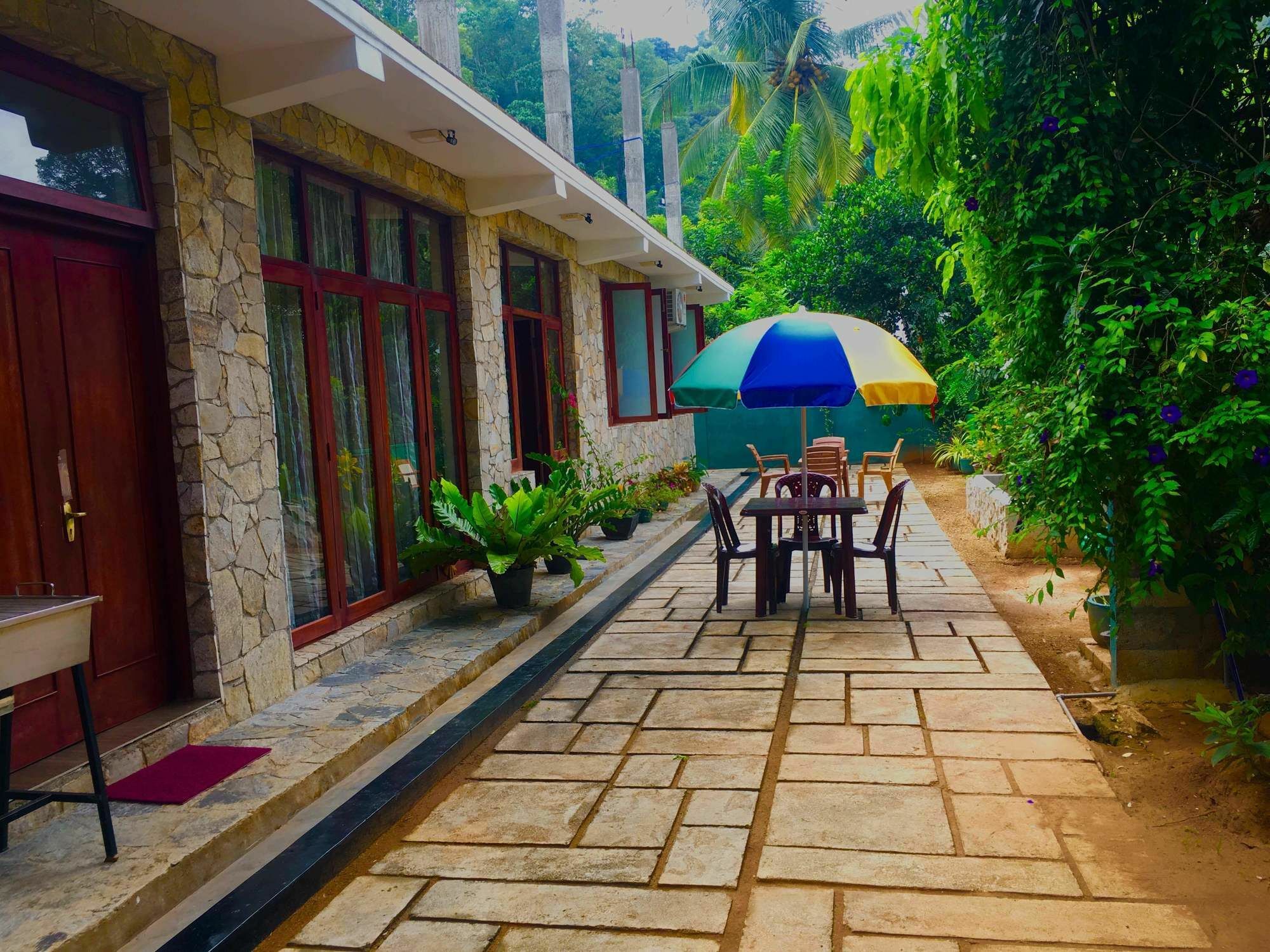Ran Mal Kandy Bunglow Guest house Kandy