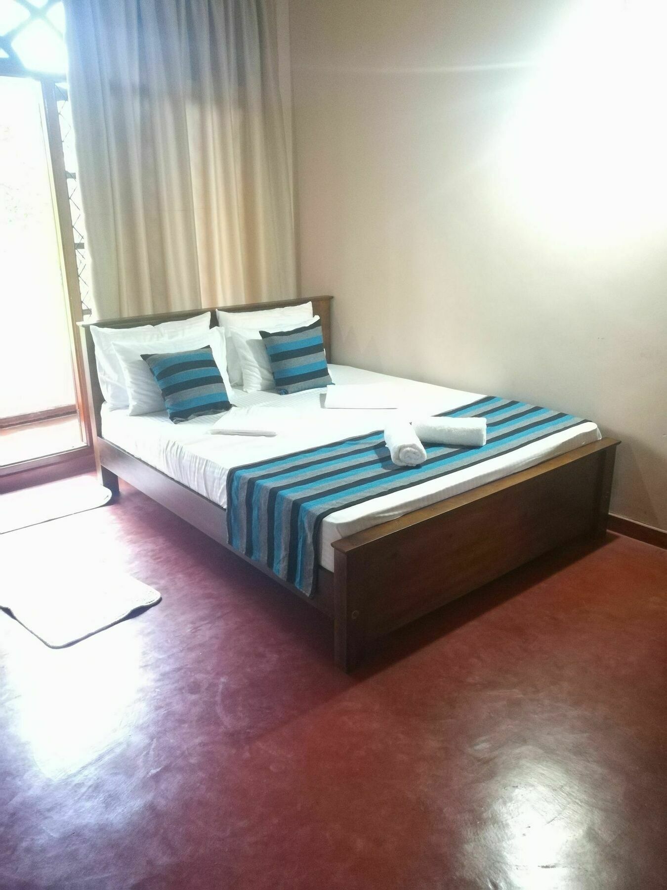 Kandyan Glory Hanthana Kandy