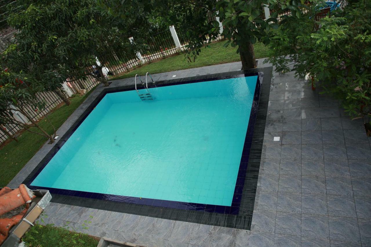 Resort Alikele *