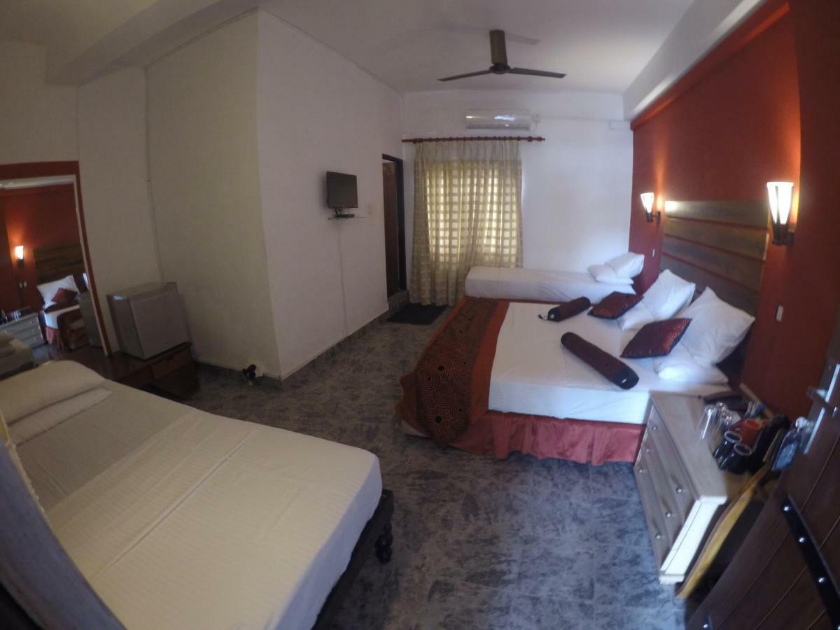 Hostel Sizzlers Hub