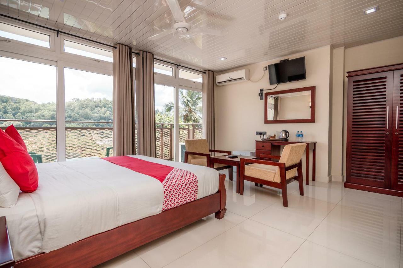 Janora Hills Hotel 3*