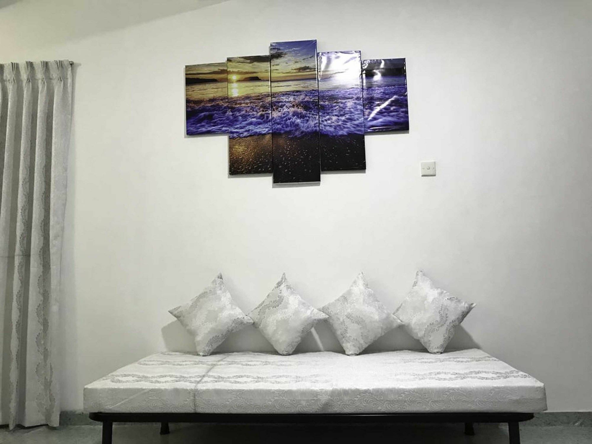 Yoho Travellers 3*