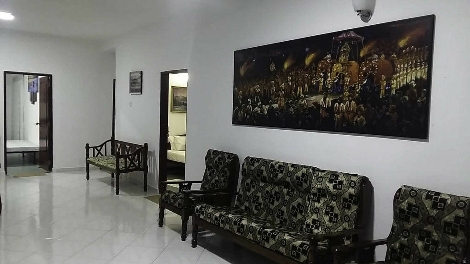 Guest house Yoho Travellers 3*