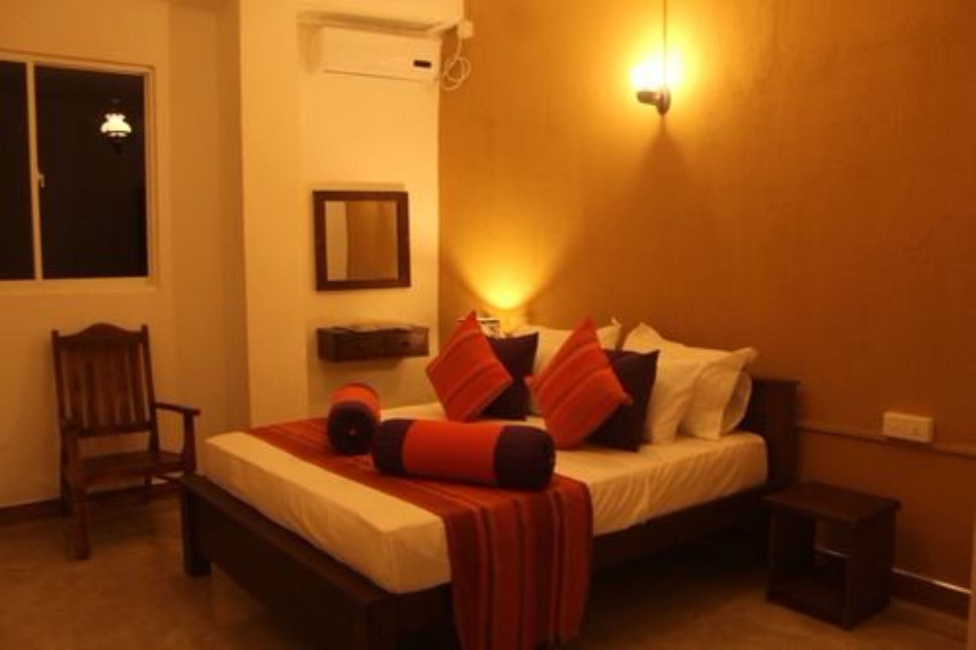 Hotel Dumbara Peak *