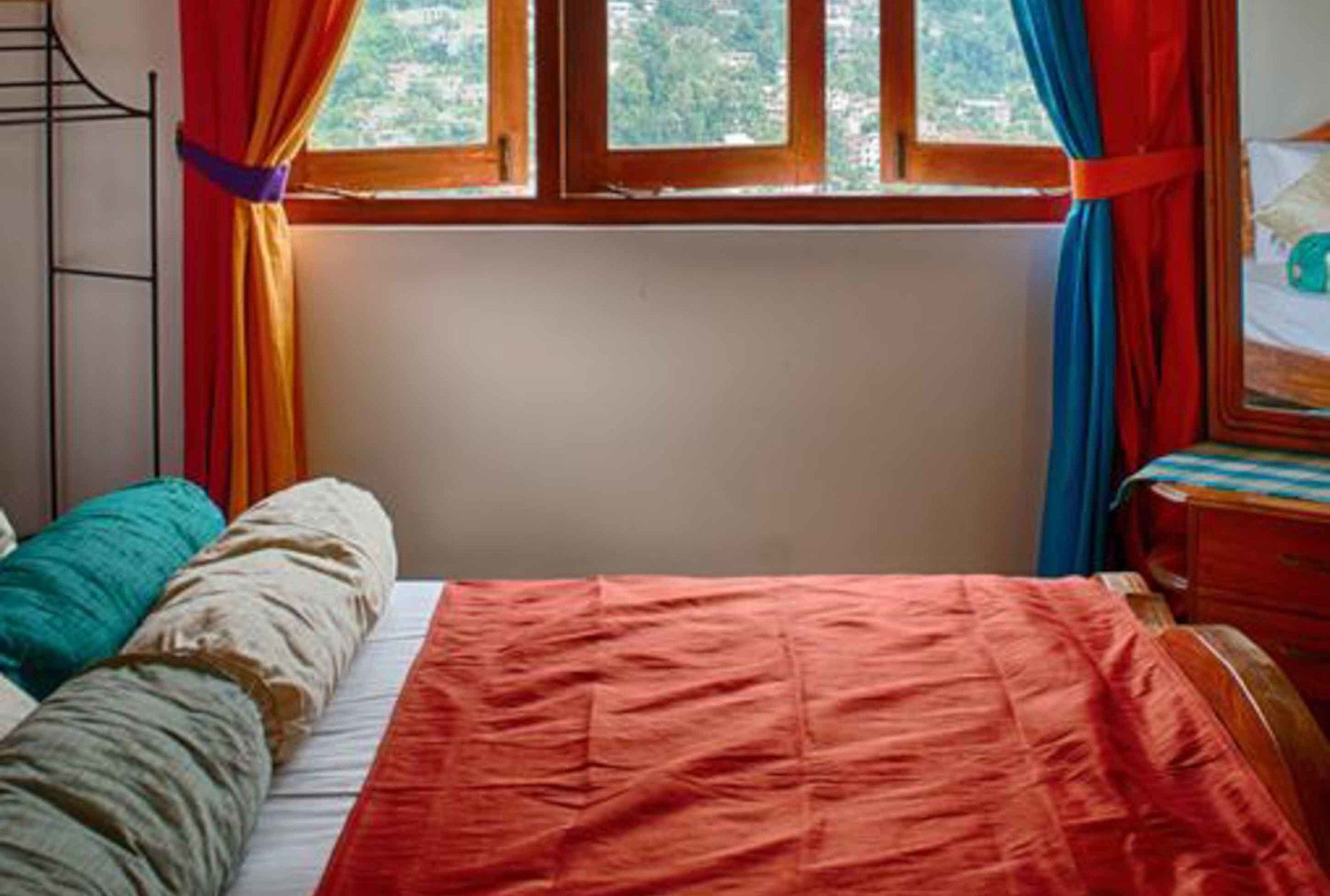 Yoho Away Homestay