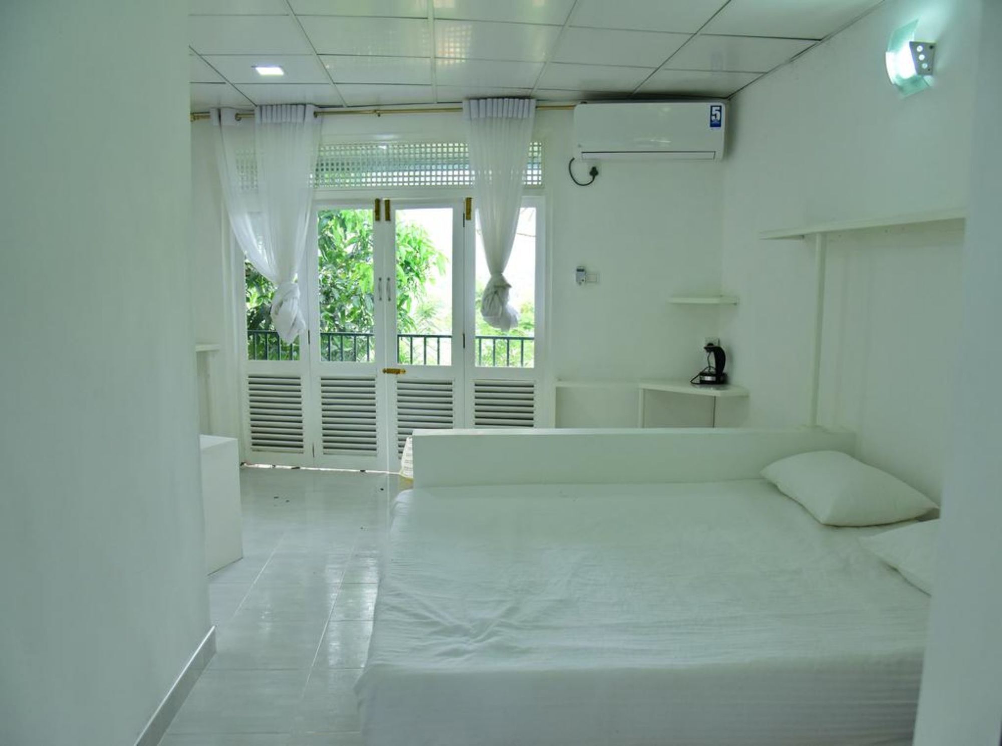 Hotel Pines Hut Kandy