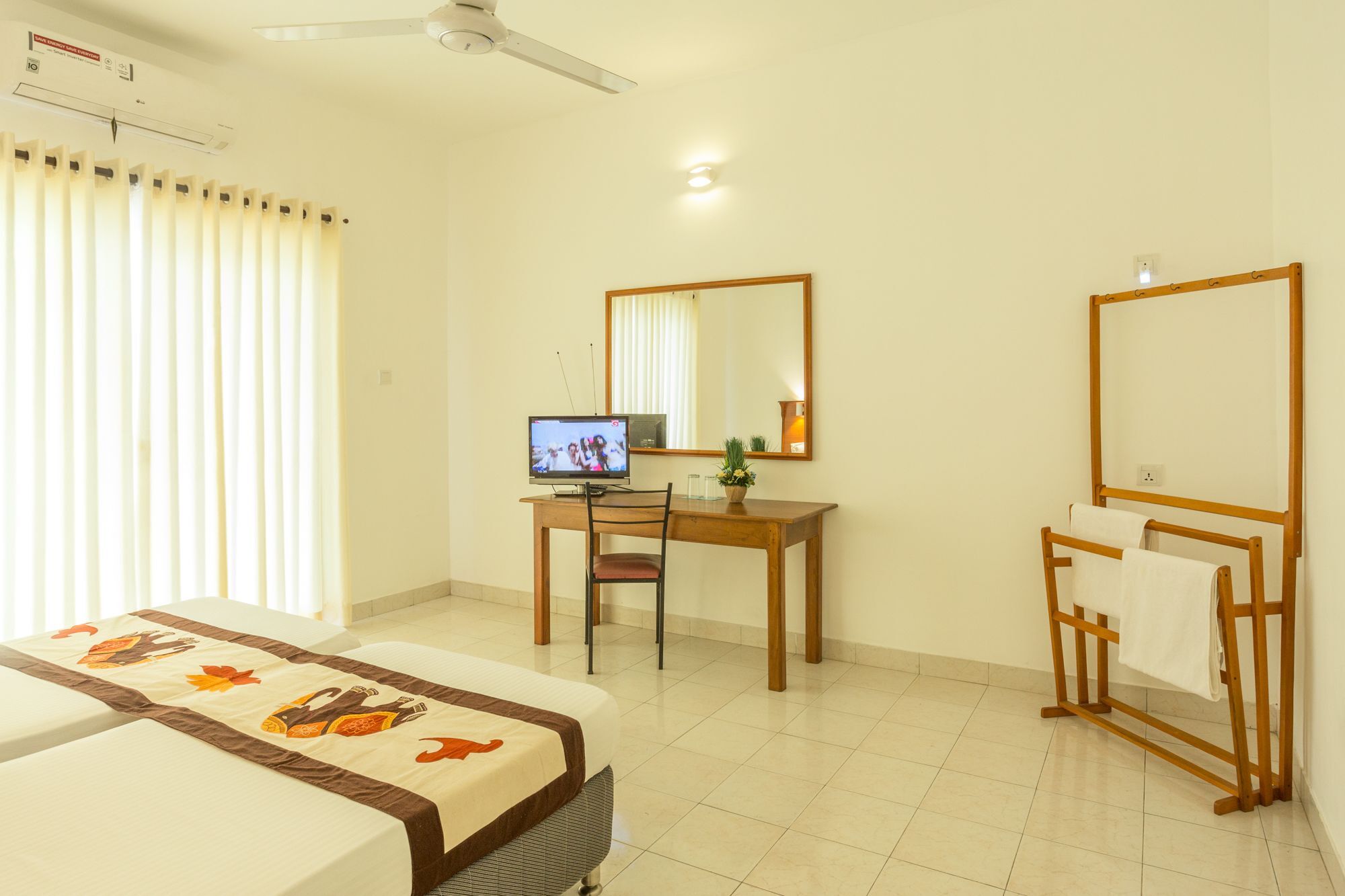 Tamarind Tree Hotel