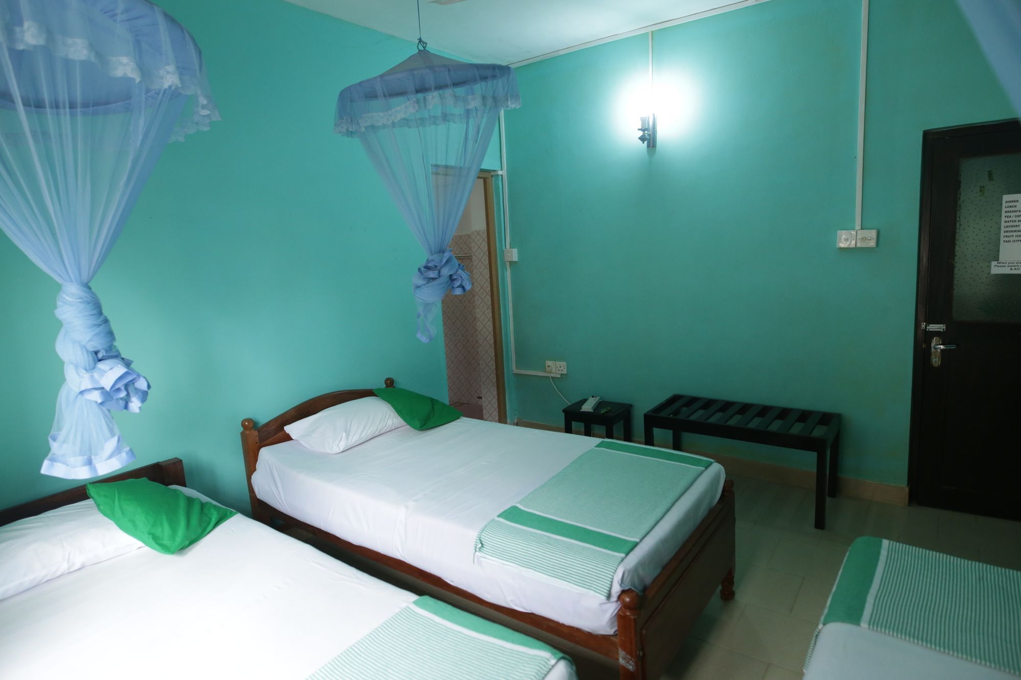 Hotel Araliya