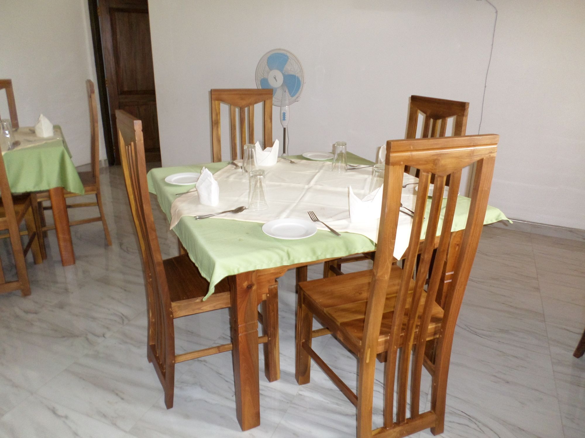 Kandy Moon Hills Hotel 3*