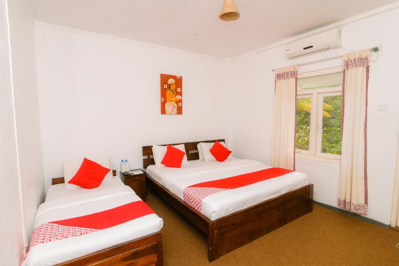 Oyo 386 White Tourist Guest Hotel 3*