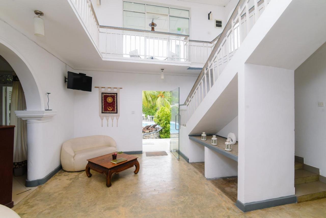 Oyo 386 White Tourist Guest